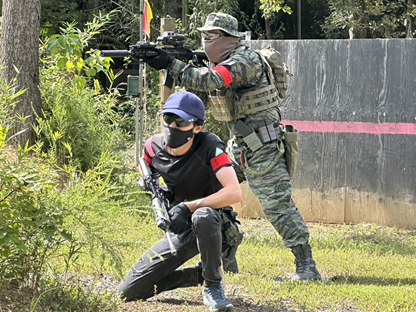 営業マン、戦場へ。